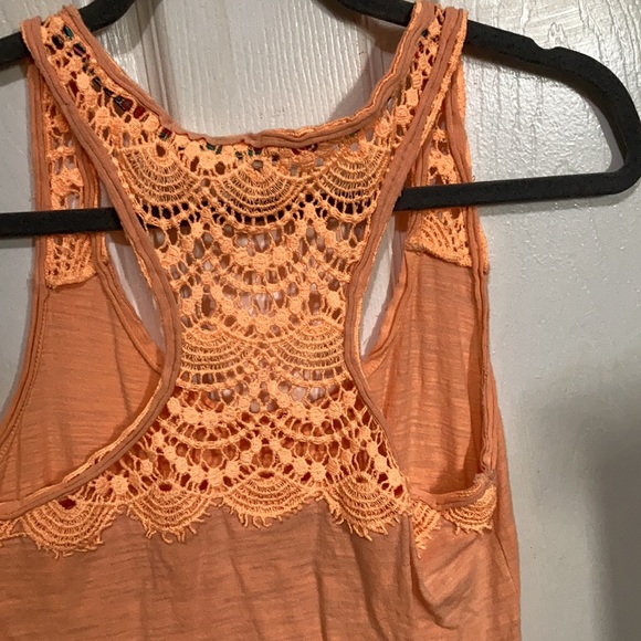 Summery Roxy Top - Picture 6 of 9